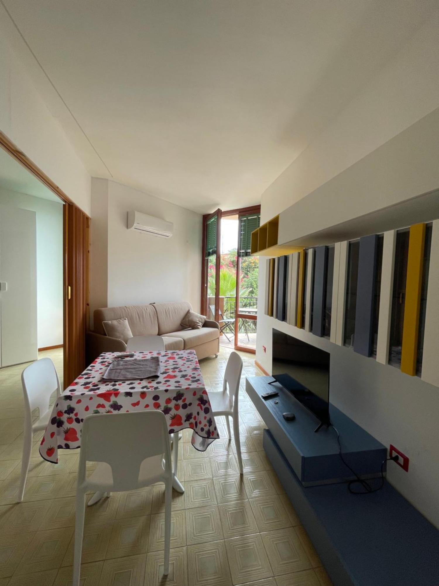 Gli Appartamenti Di Francuzzo Teulada Bilik gambar